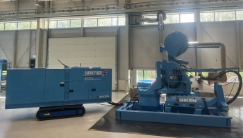 Large two piece silent piling supercrush machine in blue